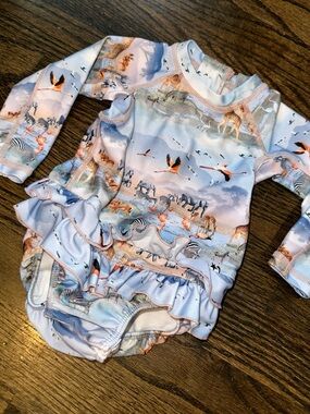 Molo Safari Ruffle Long-Sleeve Swimsuit - Rash guard Blue and Peach rose gold